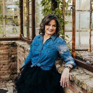 Meet your Posher, Leigh ann